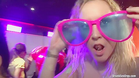 2019 08 04 – Big Tits